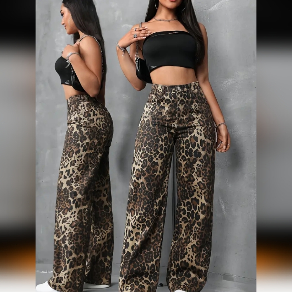 NWT brown wide-leg leopard print pants, size medium.